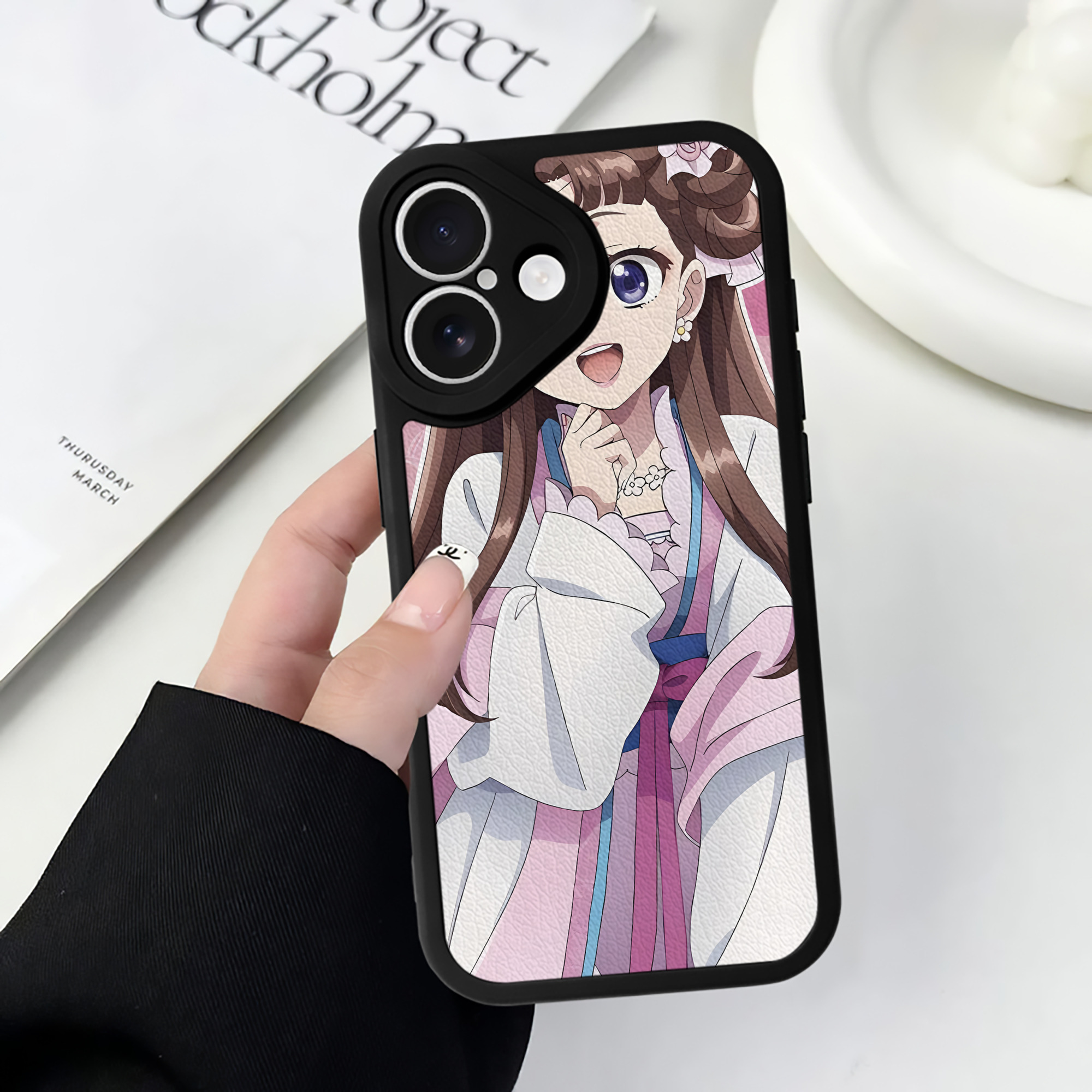 薬屋のひとりごと The Apothecary Diaries 【iPhone 16シリーズ対応】シリコンスマホケース（レザー調） 材質：シリコン